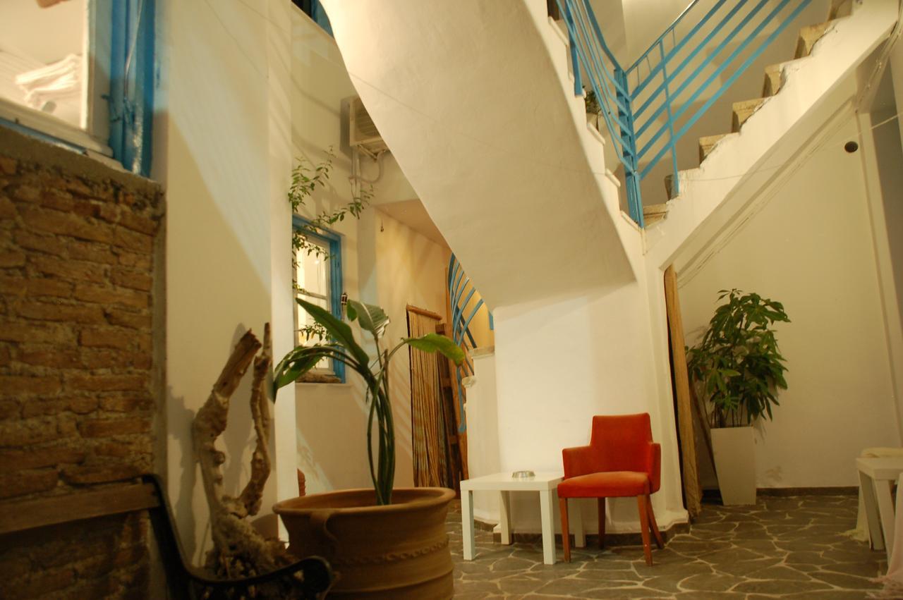 The House Hostel Athens Exterior photo